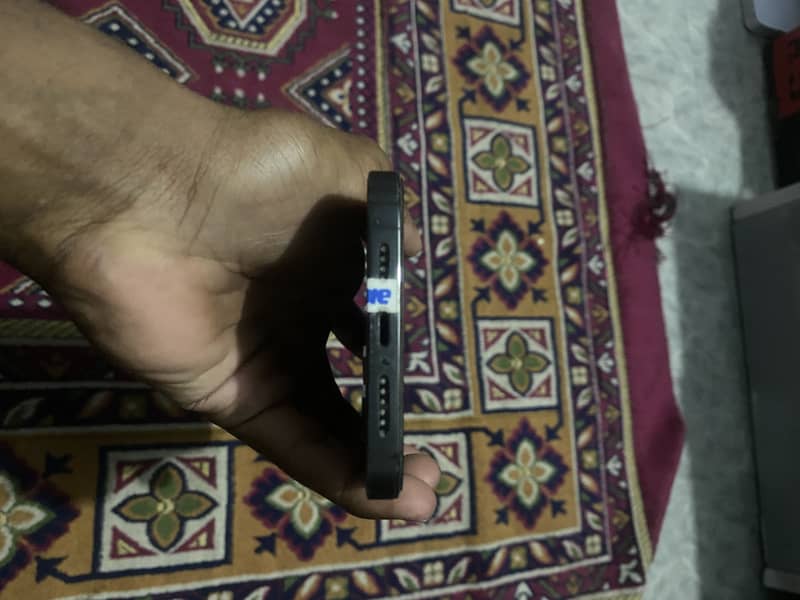 Apple iPhone 13 Pro Max 3