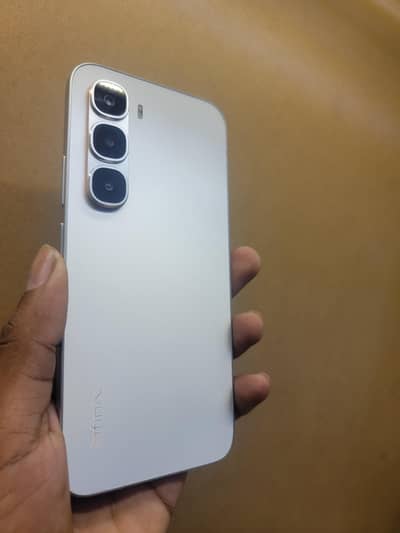 Infinix Hot 60 Pro