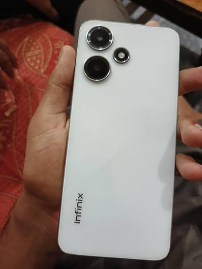 Infinix Hot 30 Play