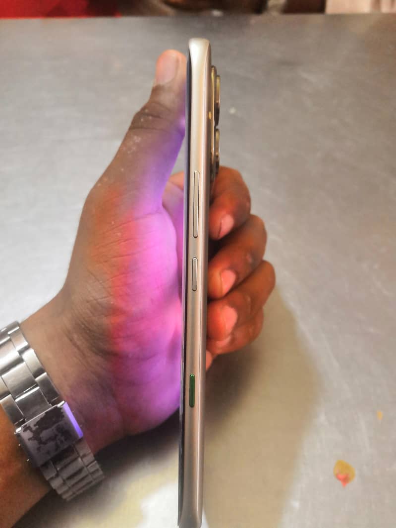 Infinix Note 60 Pro 12