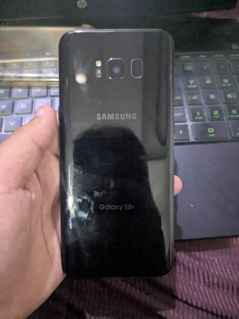 Samsung Mobile S8 Plus 1