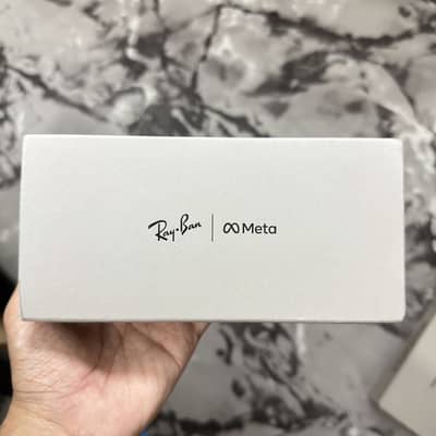 Meta RayBan Gen 1 New Box packed