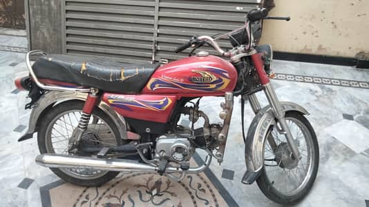 UNITED MOTOR CYCLE 2021 MODEL 1 HAND USE  CONDITION 10/9