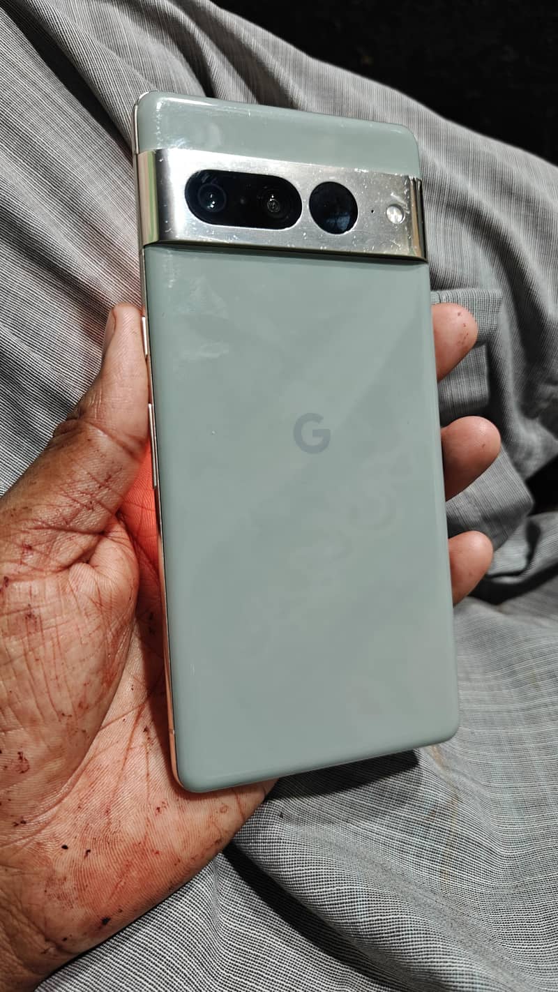 Google Pixel 7 Pro 6