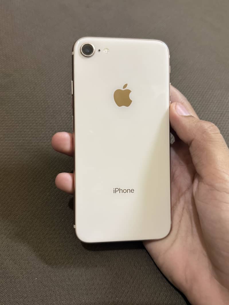Apple iPhone 8 3