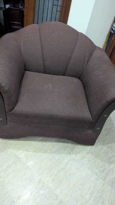 Sofa set available 3+1+1