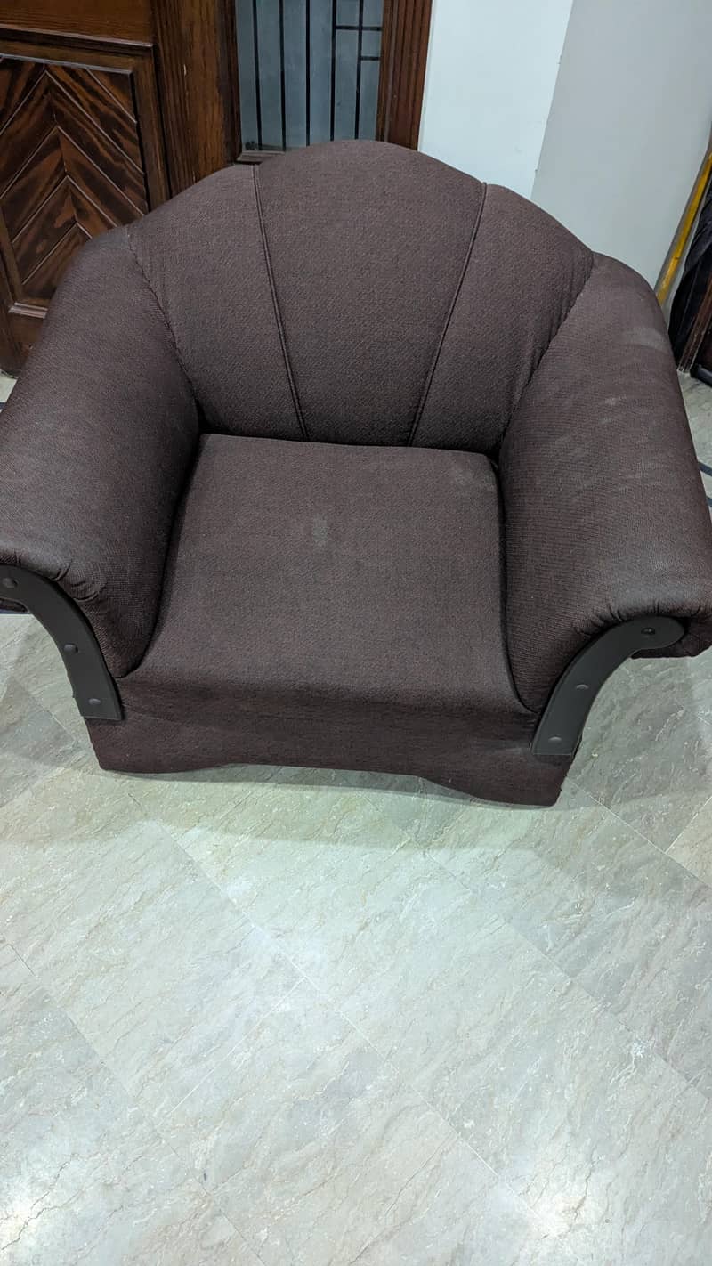 Sofa set available 3+1+1 2
