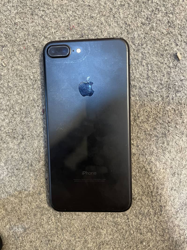 iPhone 7+ 6