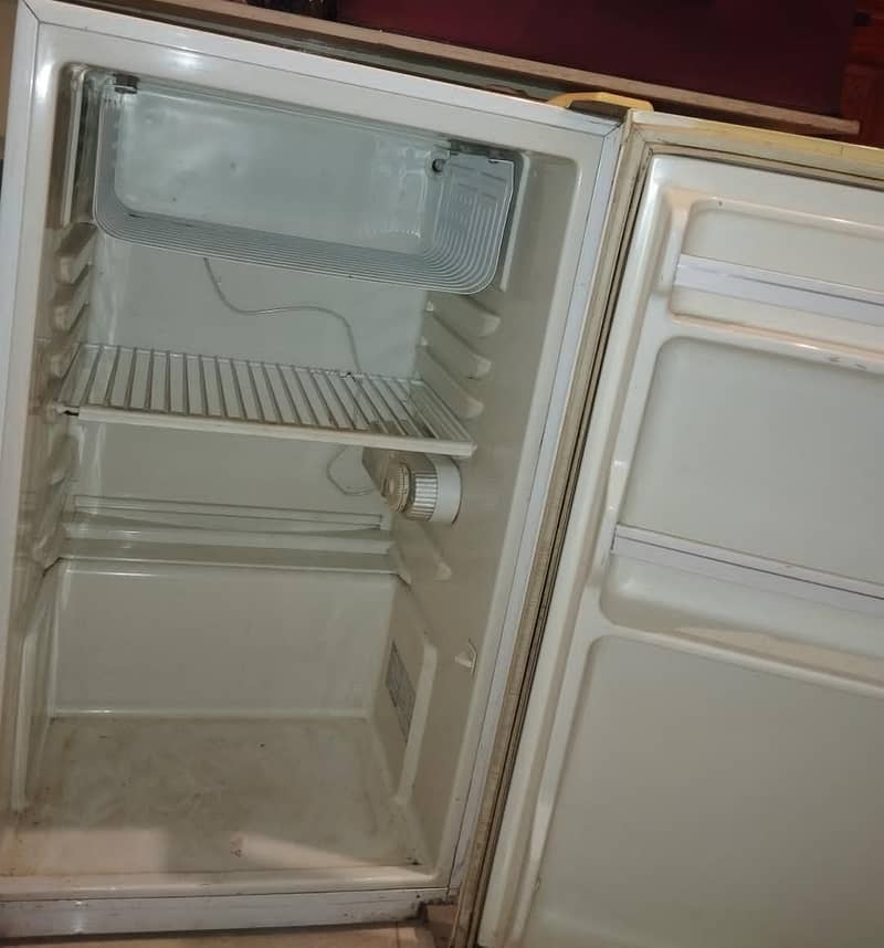 rough condition Mini fridge 1