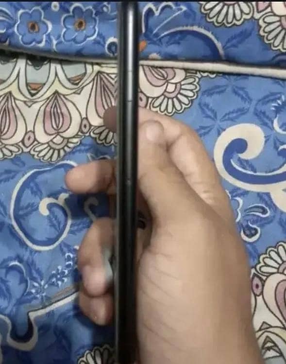 Apple iPhone 7 3