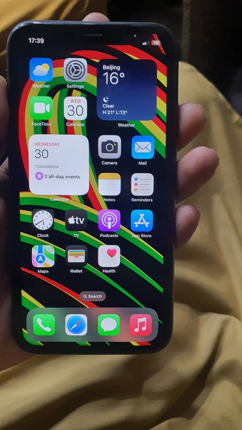 Apple iPhone 11 10