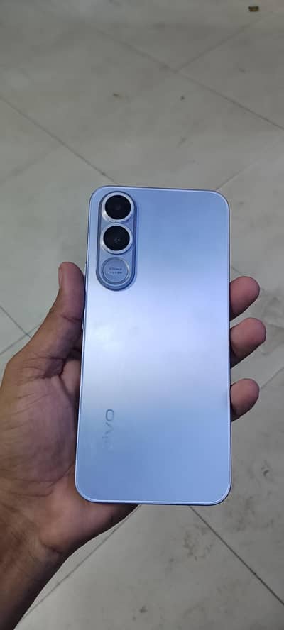 Vivo V70 FE 5G