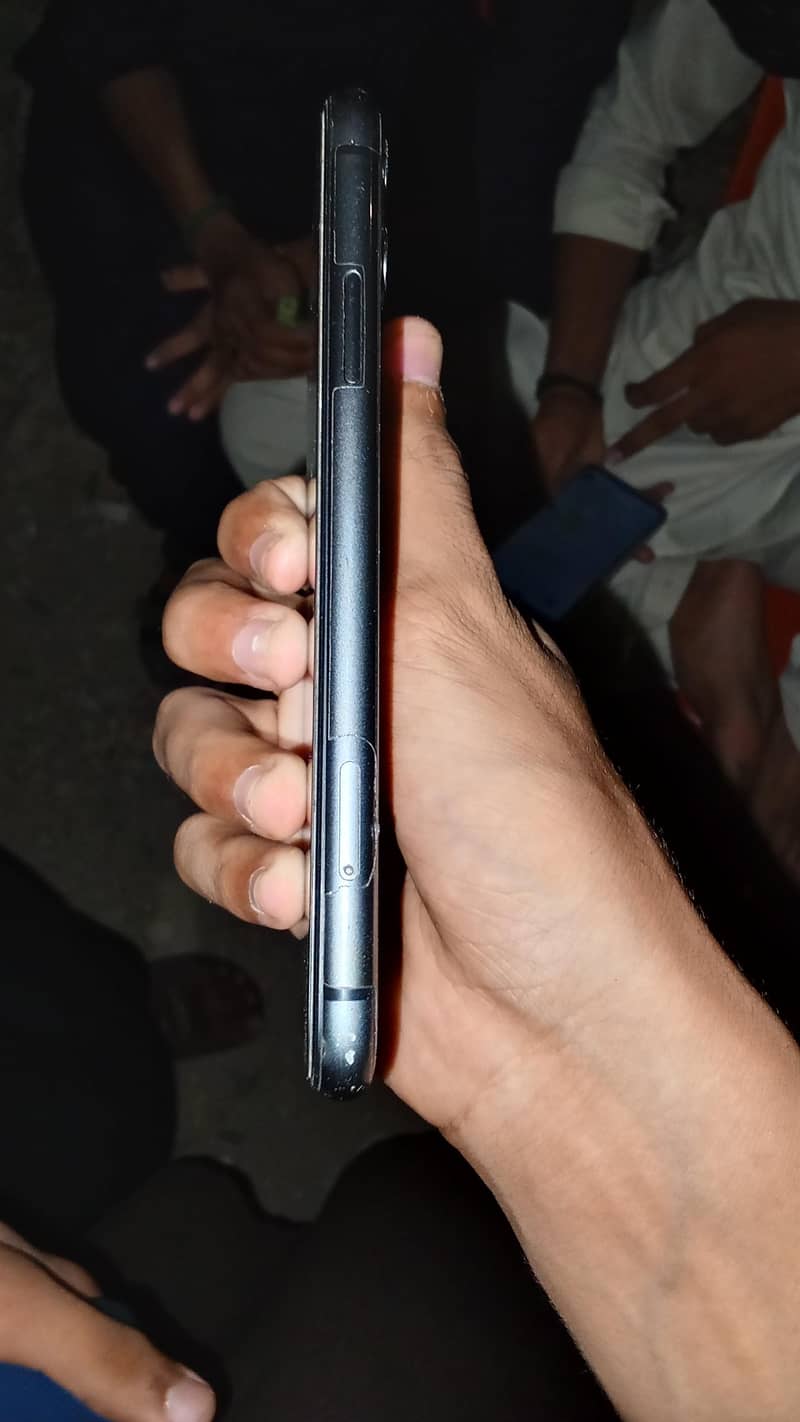 Apple iPhone 11 1