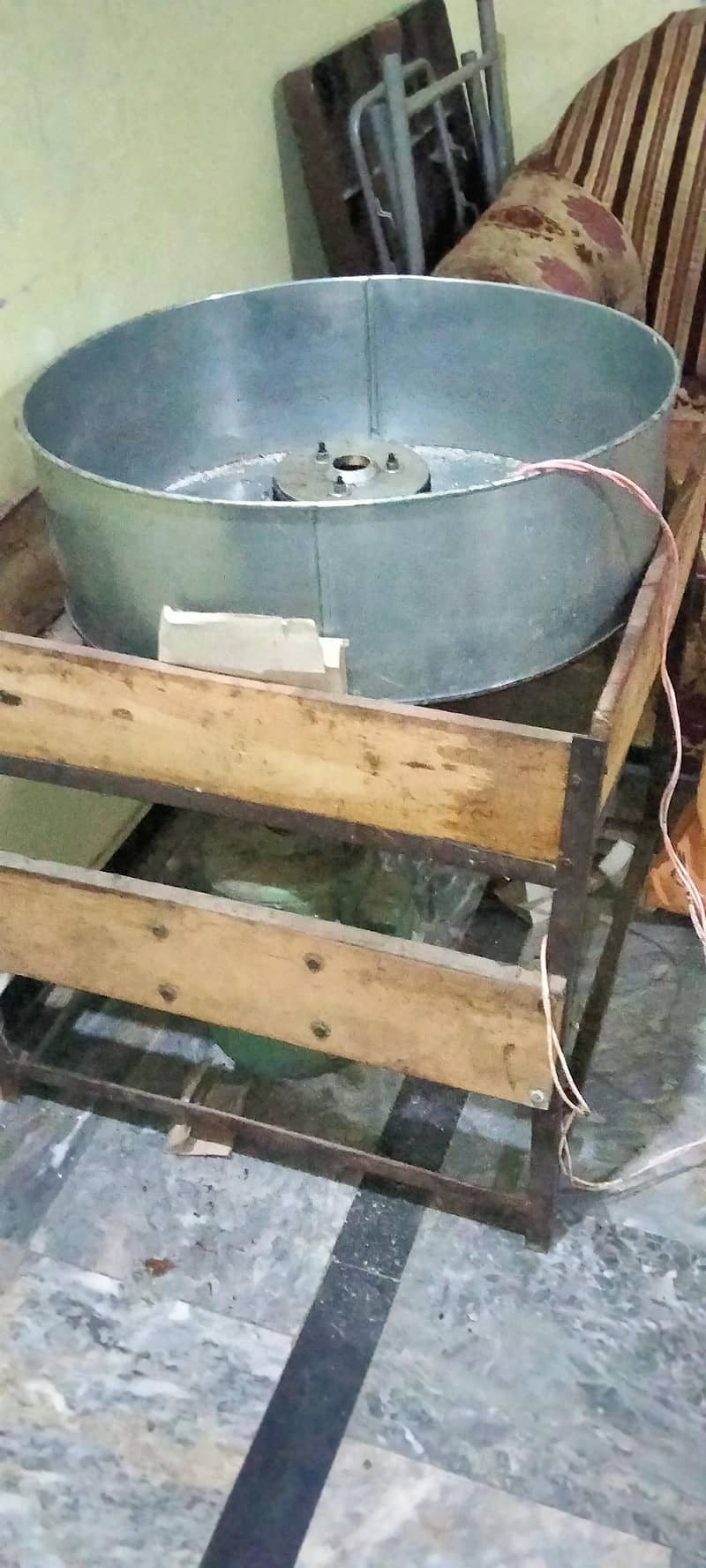 High Quality Automatic Cotton Candy Machine 0