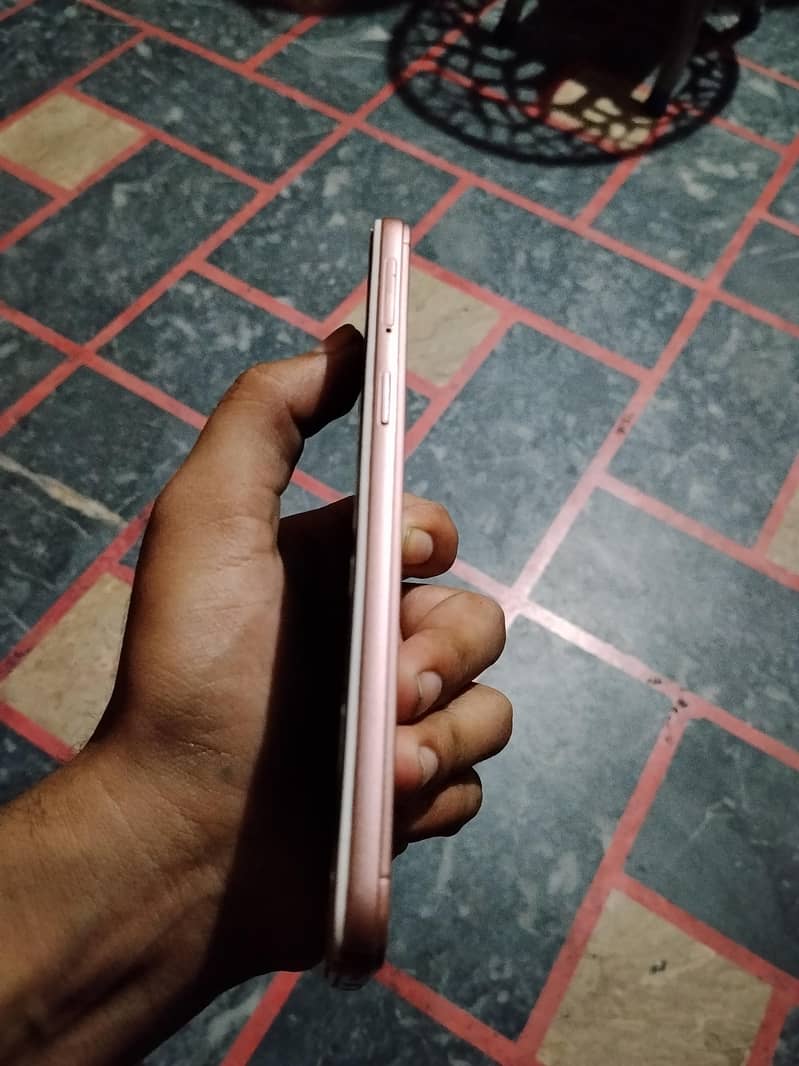 OPPO A57 4