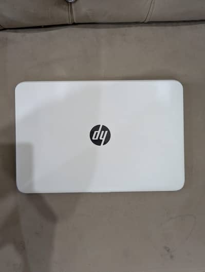 HP stream book fresh condition 4 GBRam