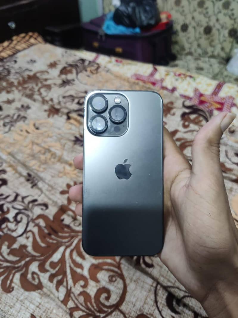 Apple iPhone 13 Pro 3