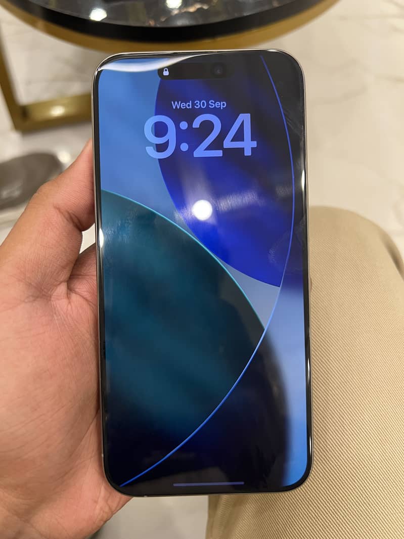 Apple iPhone 15 Pro Max 5