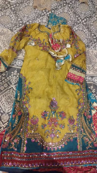 dress condition good