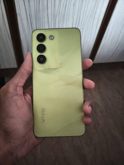 Vivo Y100