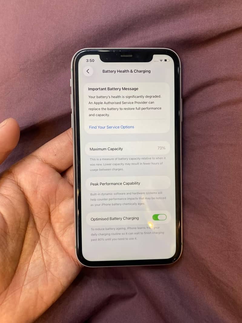 Apple iPhone 11 4