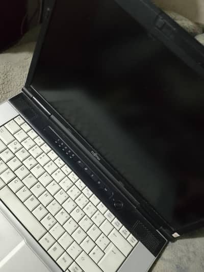 Fujitsu laptop core i5 2nd gen 4gb no hard 2 hur btri shamsabad rwp