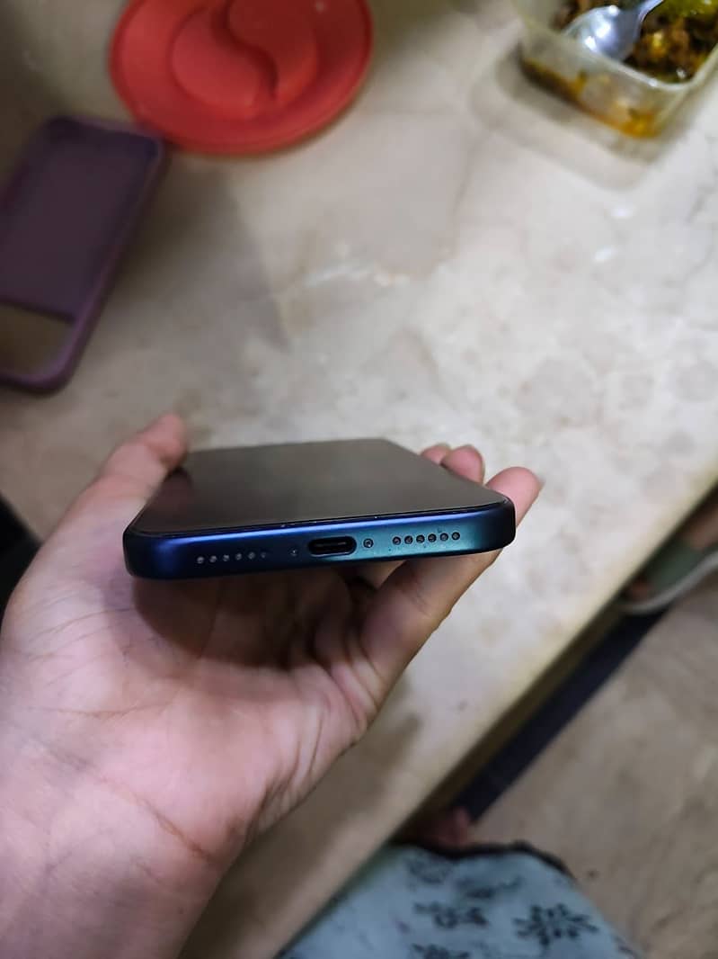 Apple iPhone 17 Pro Max 3