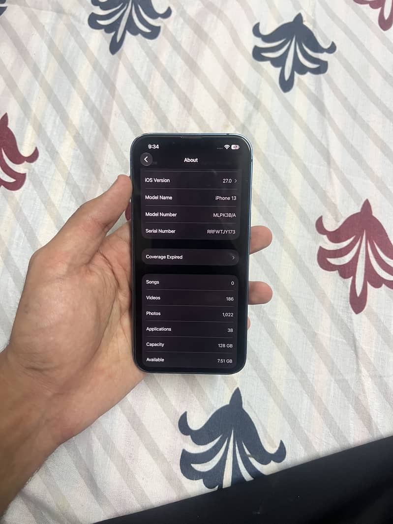 Apple iPhone 13 5