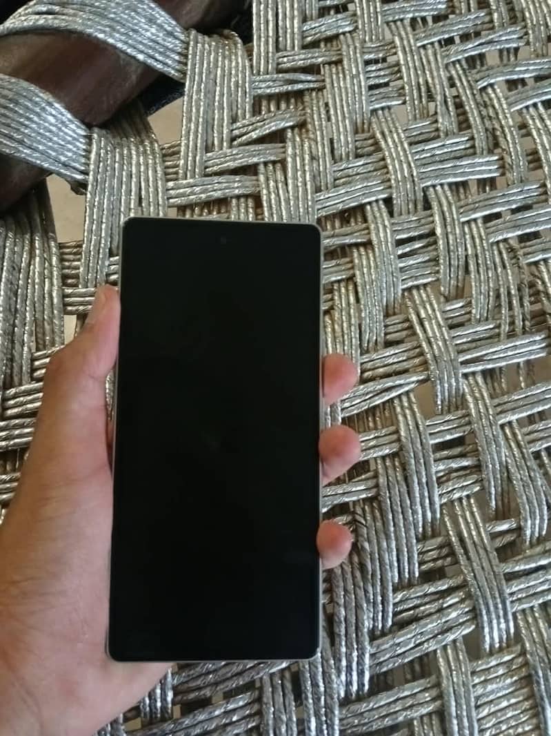Google Pixel 7a 5