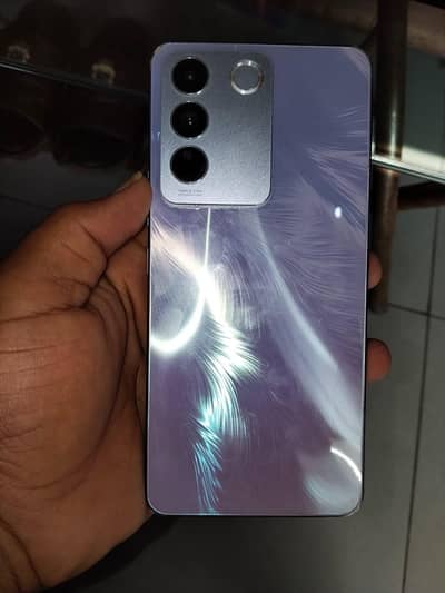 Vivo V27e 8/256 urgent sale 03080274445