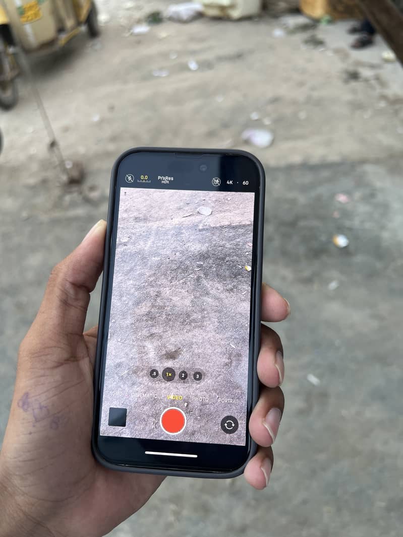 Apple iPhone 14 Pro 12