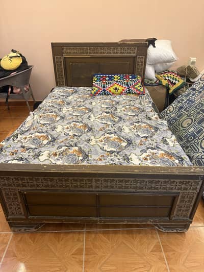2 beds for sale