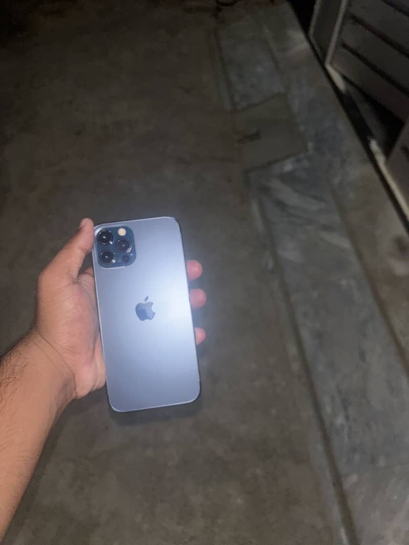 Apple iPhone 12 Pro 0