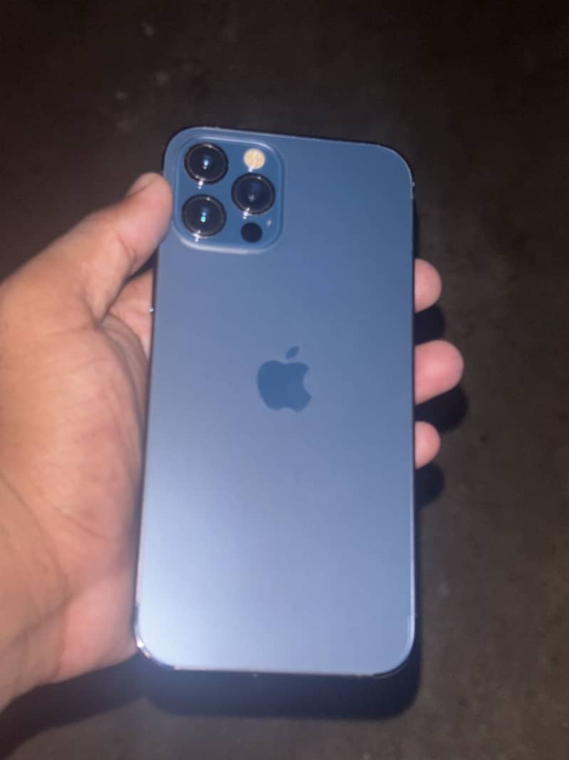 Apple iPhone 12 Pro 3
