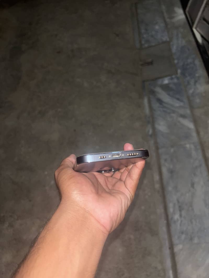 Apple iPhone 12 Pro 4