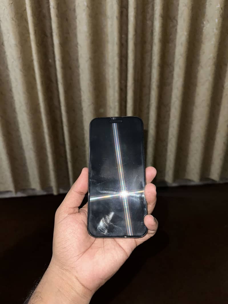 Apple iPhone 16 Pro Max 2