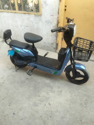zero meter scooter excellent condition