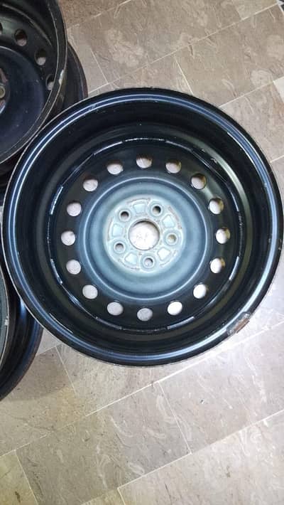 Toyota Corolla rims new condition