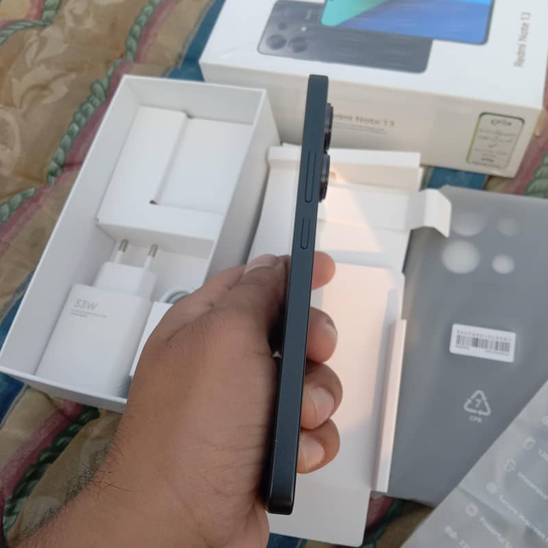 Xiaomi Redmi Note 13 4