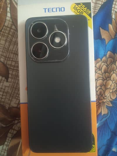 Tecno Spark 20