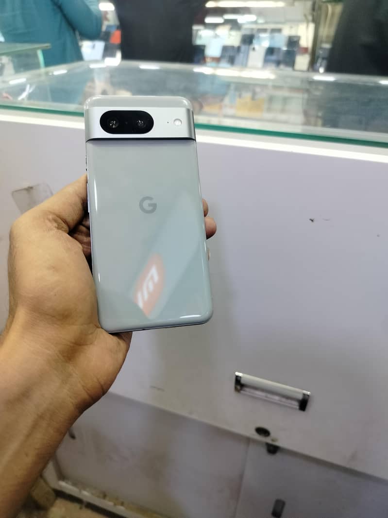 Google Pixel 8 0