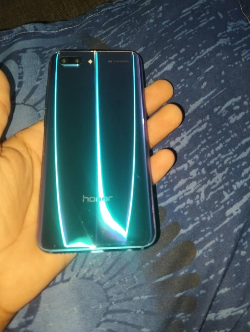 Honor 10 4