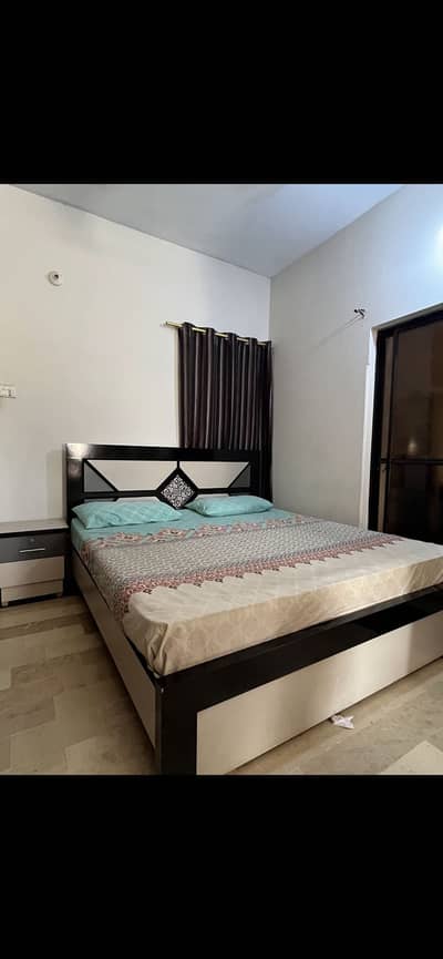King bed with side table + dressing table without mattress