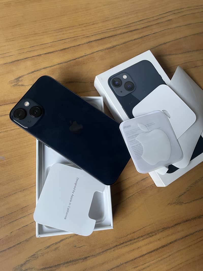 iPhone 13 0