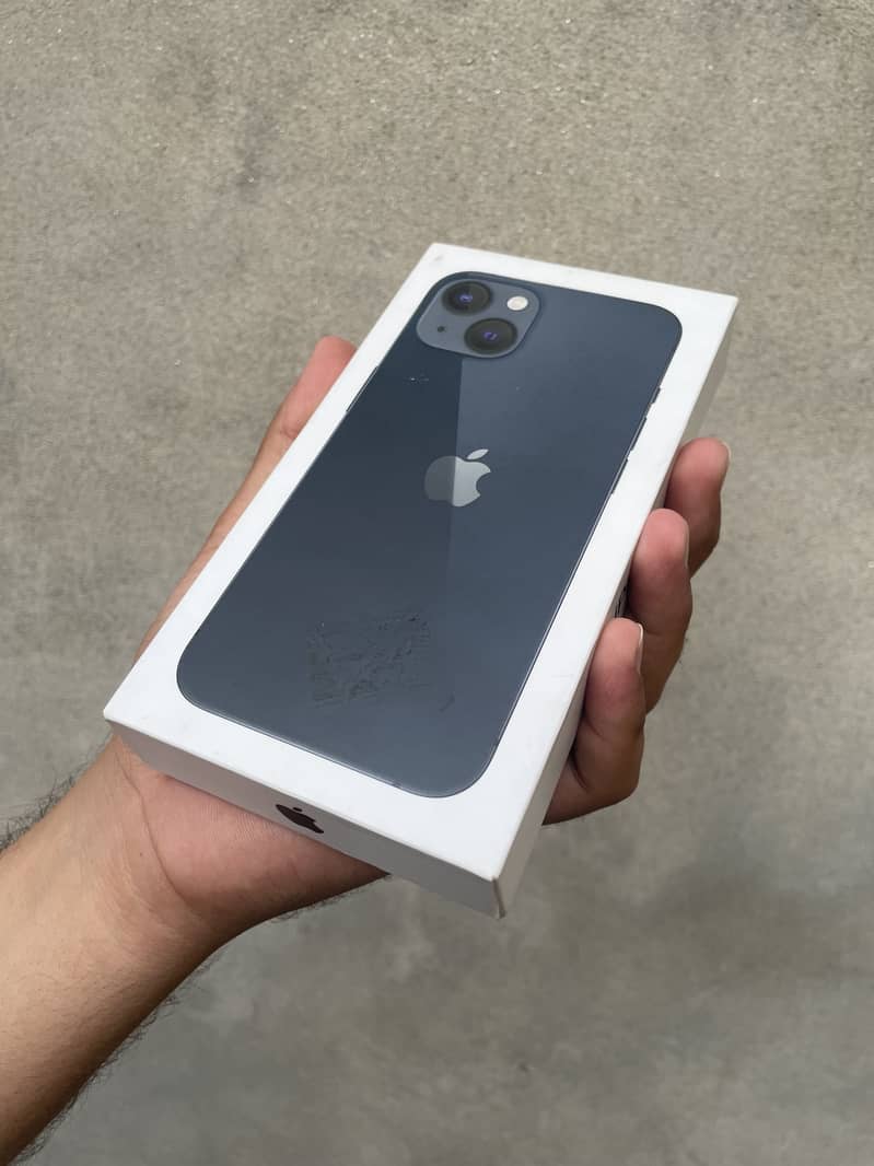 iPhone 13 1