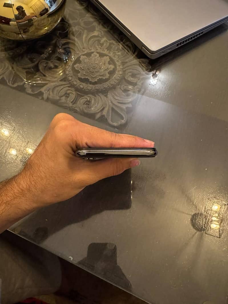Apple iPhone X 2