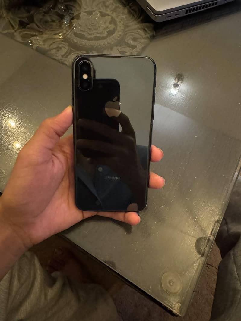 Apple iPhone X 3