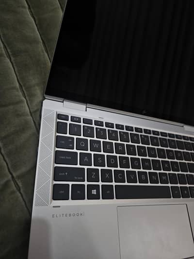 Brand New HP Elite Book - Touch Screen