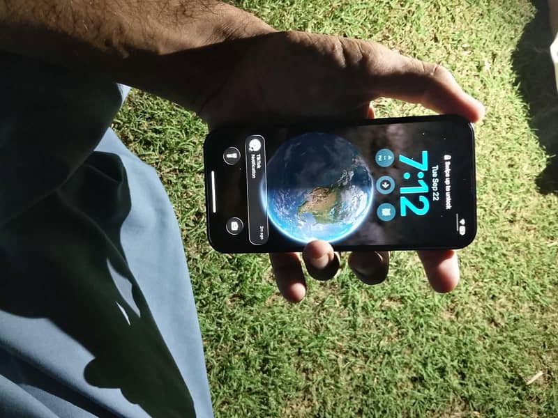 Apple iPhone 14 6