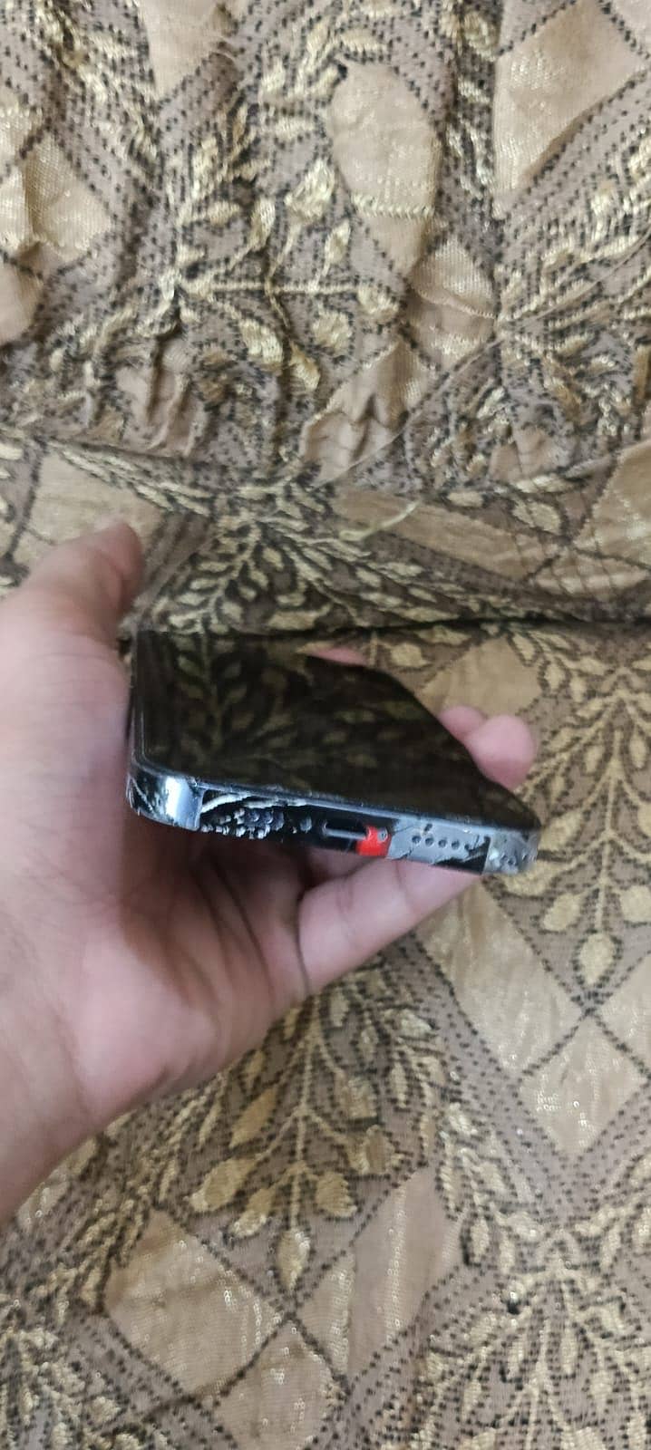 Apple iPhone 13 Pro 4